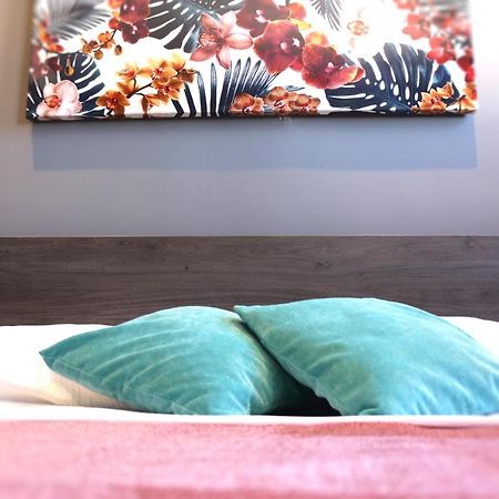Velleran Accomodation Tarxien Kültér fotó