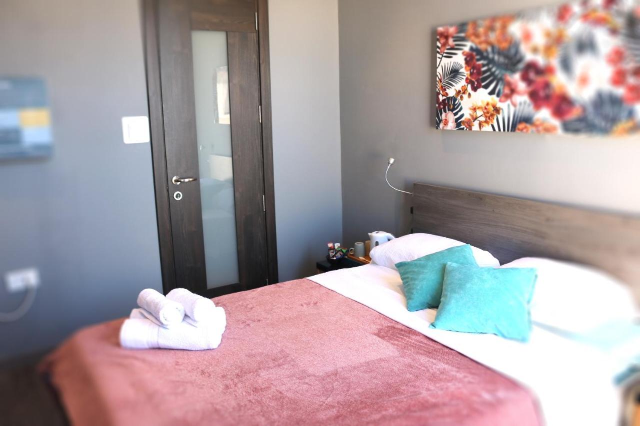 Velleran Accomodation Tarxien Kültér fotó